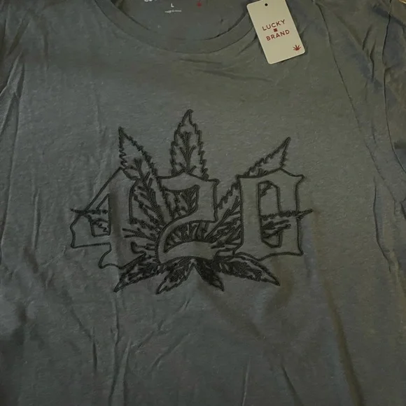 Lucky Brand Gray Graphic T-Shirt for Men - Picture 2 of 4